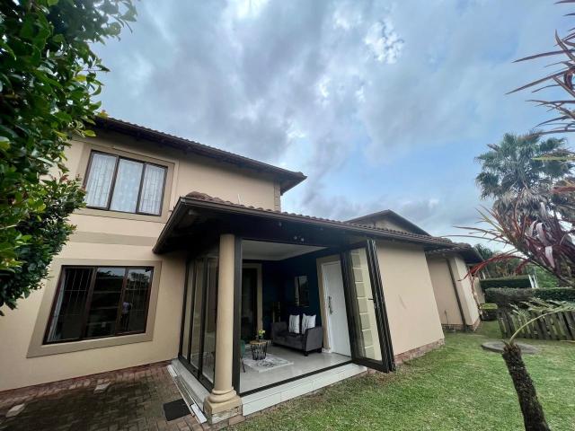 3 Bedroom Townhouse For Sale in The Wolds