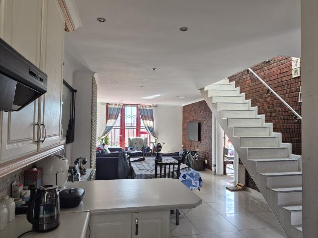 3 Bedroom Townhouse For Sale in The Hill