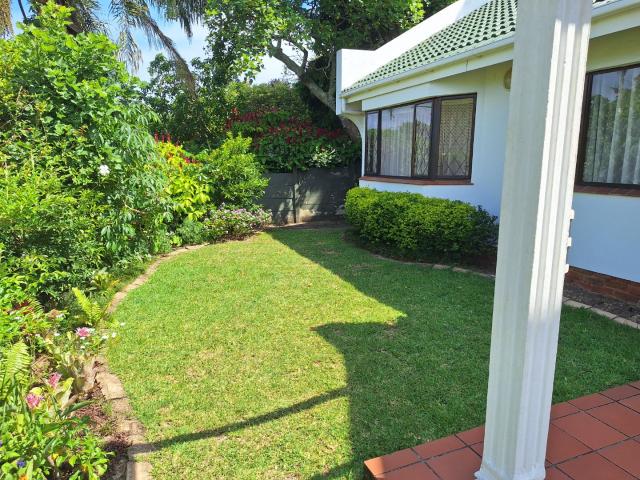 3 Bedroom Townhouse For Sale in Umtentweni