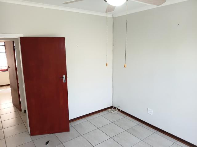 3 Bedroom Townhouse For Sale in Umtentweni