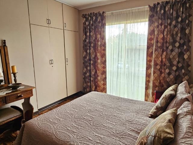 3 Bedroom Townhouse For Sale in Vanderbijlpark SW