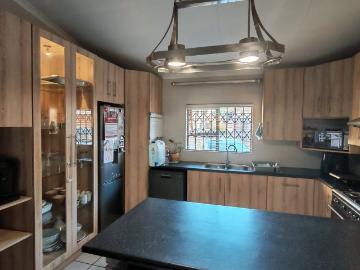 3 Bedroom Townhouse For Sale in Vanderbijlpark SW 5