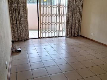 3 Bedroom Townhouse For Sale in Vanderbijlpark SE 2