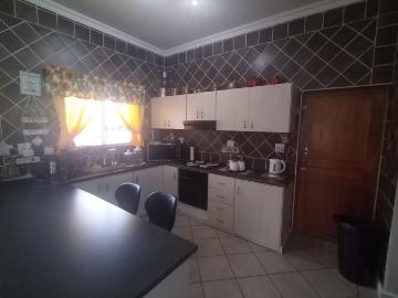 3 Bedroom Townhouse For Sale in Vredenburg