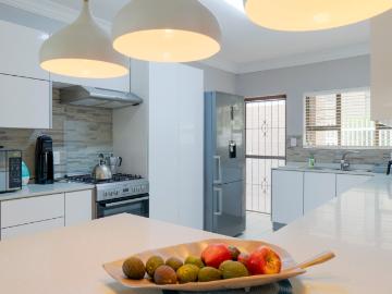 3 Bedroom Townhouse For Sale in Warner Beach