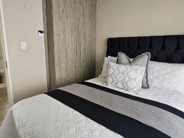 3 Bedroom Townhouse For Sale in Waterkloof East
