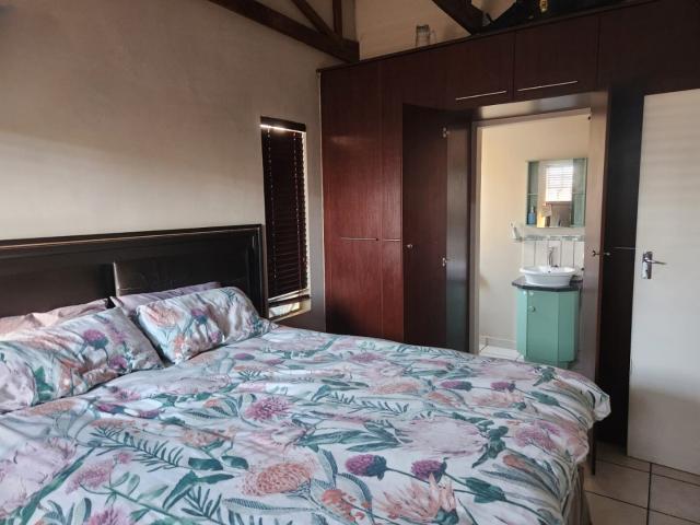 3 Bedroom Townhouse For Sale in Waterval East