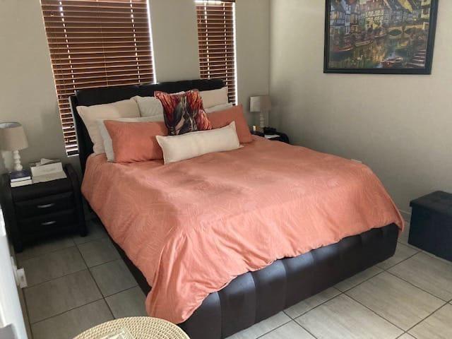 3 Bedroom Townhouse For Sale in Waterval East