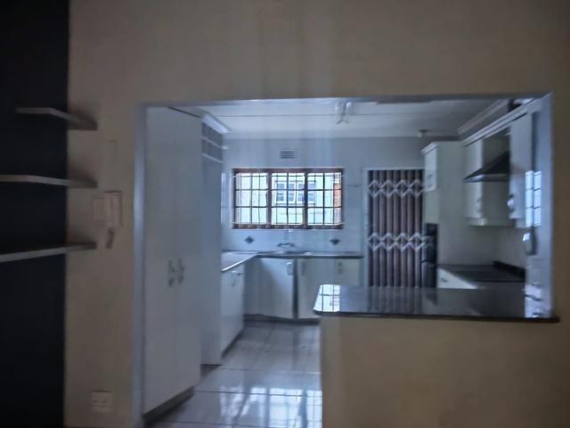 3 Bedroom Townhouse For Sale in Westville