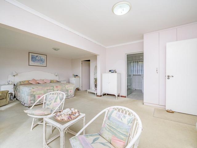 3 Bedroom Townhouse For Sale in Westville