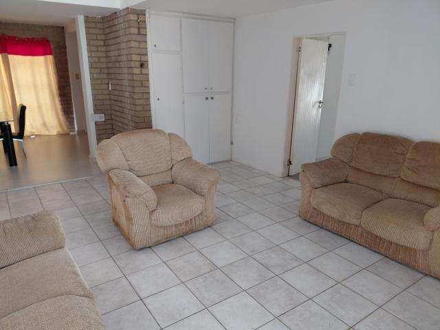3 Bedroom Townhouse For Sale in Westville