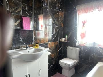 3 Bedroom Townhouse For Sale in Wilro Park
