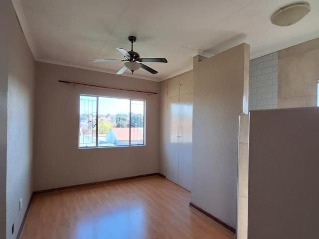 3 Bedroom Townhouse For Sale in Witfield