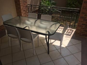 3 Bedroom Townhouse For Sale in Woodhill Golf Estate