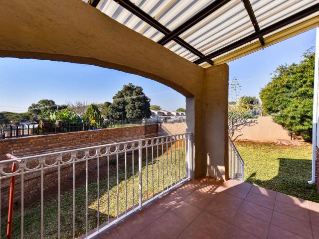 3 Bedroom Townhouse For Sale in Wonderboom
