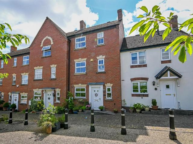 3 bedroom townhouse for sale