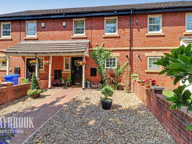 3 bedroom townhouse for sale