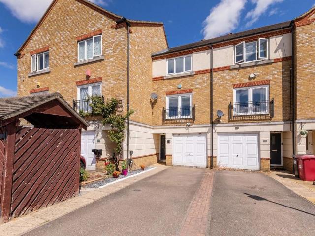 3 bedroom townhouse for sale