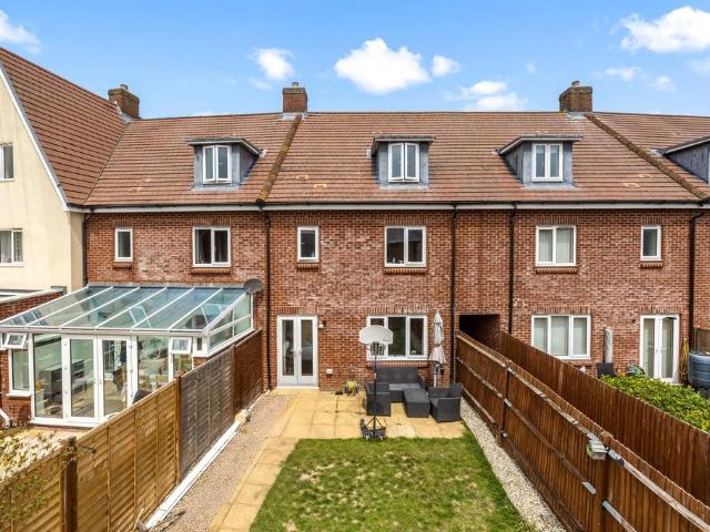 3 bedroom townhouse for sale