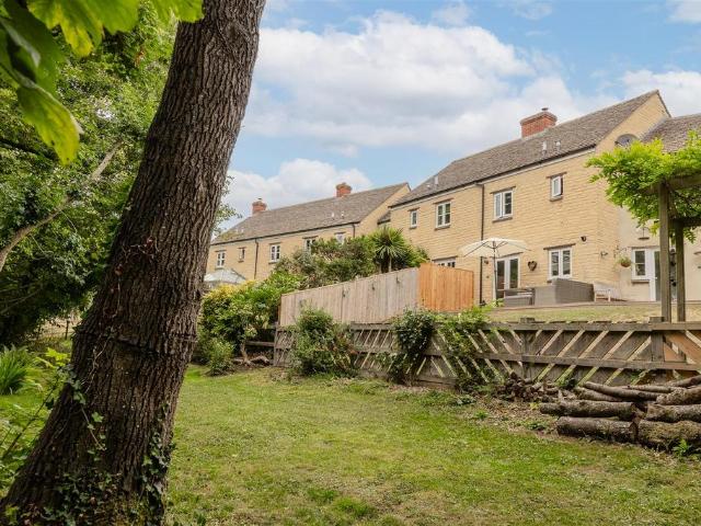 3 bedroom townhouse for sale