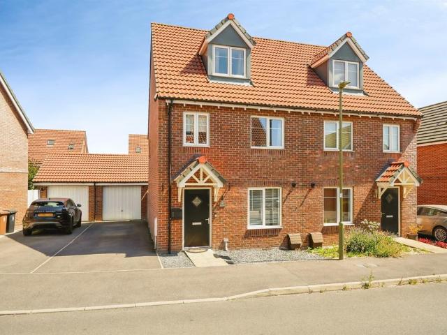 3 bedroom townhouse for sale