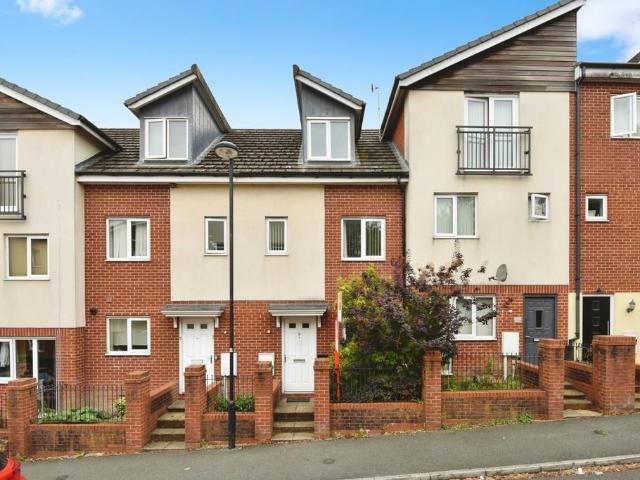 3 bedroom townhouse for sale