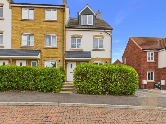 3 bedroom townhouse for sale
