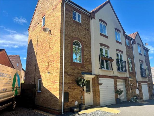 3 bedroom townhouse for sale
