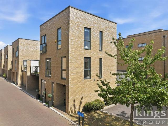 3 bedroom townhouse for sale