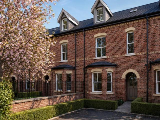 3 bedroom townhouse for sale