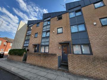 3 bedroom townhouse for sale