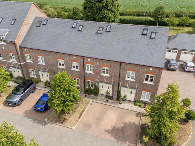 3 bedroom townhouse for sale