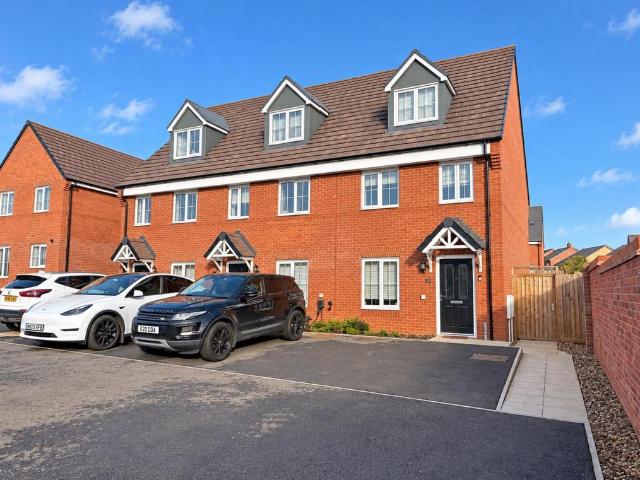 3 bedroom townhouse for sale