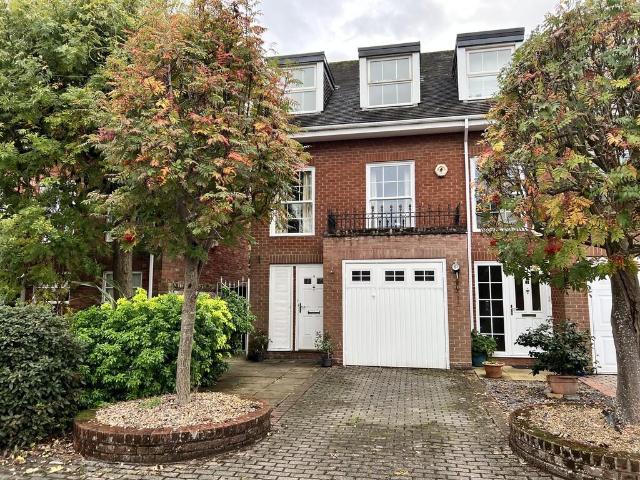 3 bedroom townhouse for sale