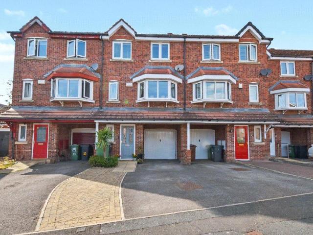 3 bedroom townhouse for sale