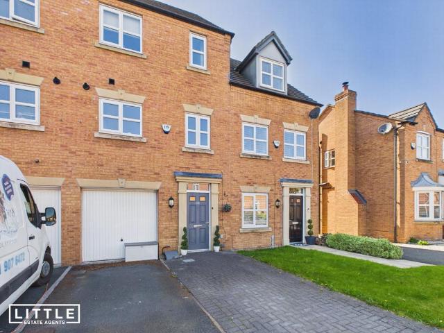 3 bedroom townhouse for sale