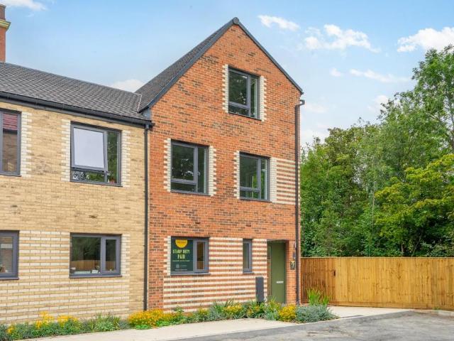 3 bedroom townhouse for sale