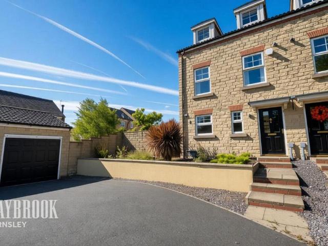 3 bedroom townhouse for sale