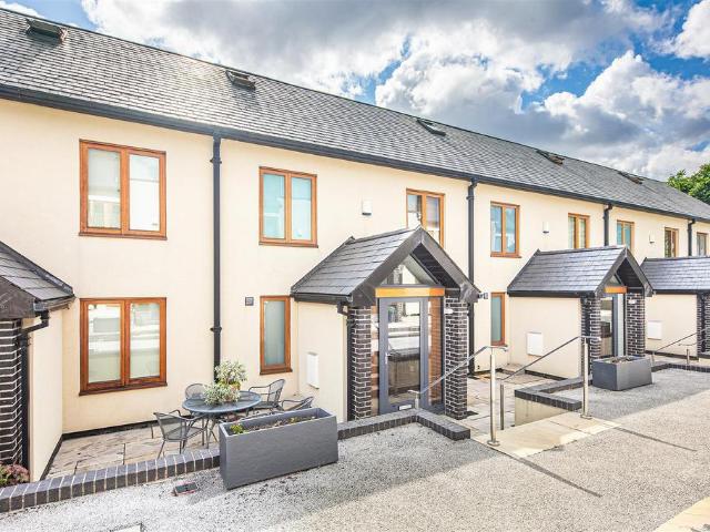 3 bedroom townhouse for sale