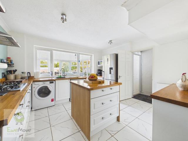 3 bedroom townhouse for sale