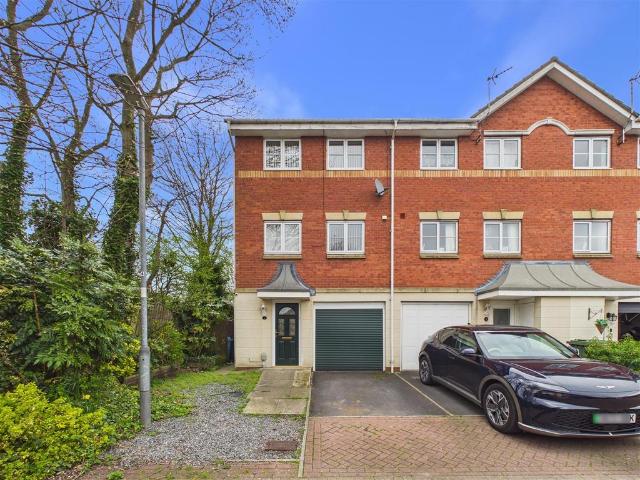 3 bedroom townhouse for sale
