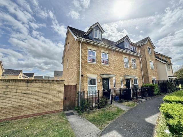 3 bedroom townhouse for sale