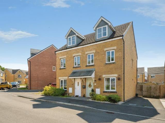 3 bedroom townhouse for sale
