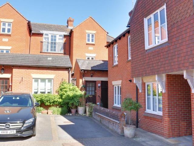 3 bedroom townhouse for sale