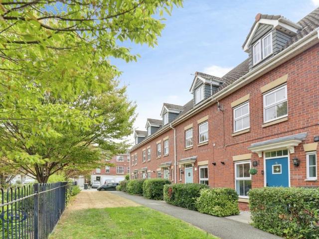3 bedroom townhouse for sale