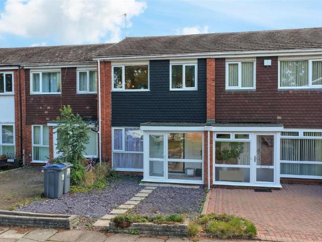 3 bedroom terraced house for sale