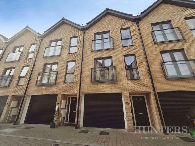 3 bedroom townhouse for sale