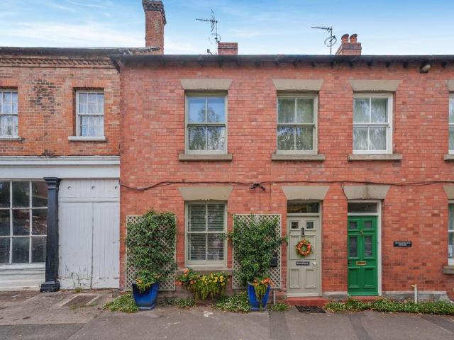 3 bedroom townhouse for sale