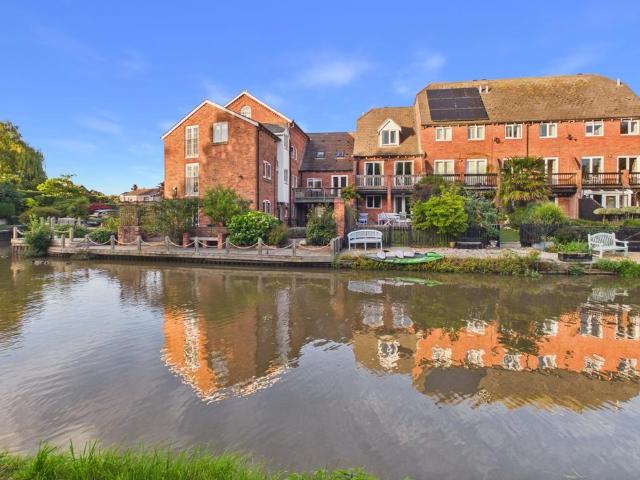 3 bedroom townhouse for sale