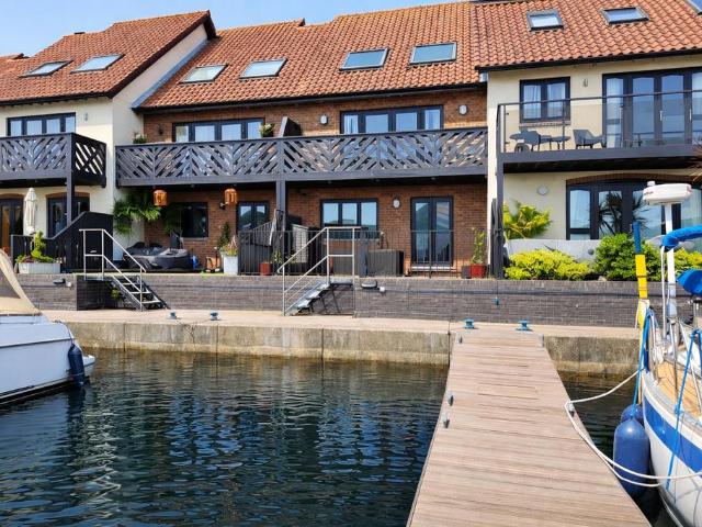 3 bedroom townhouse for sale